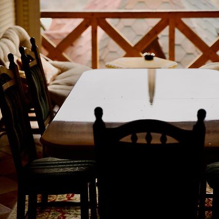 Петрос Family Hotel Яремче Екстер'єр фото