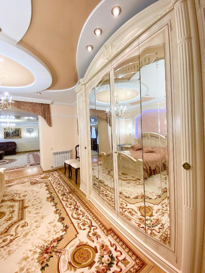 Петрос Family Hotel Яремче Екстер'єр фото