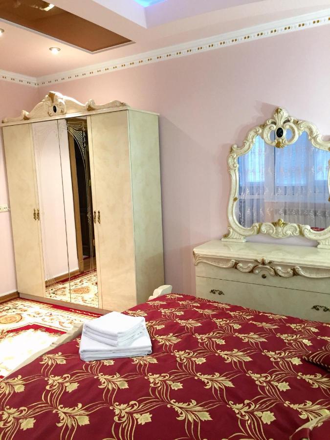 Петрос Family Hotel Яремче Екстер'єр фото