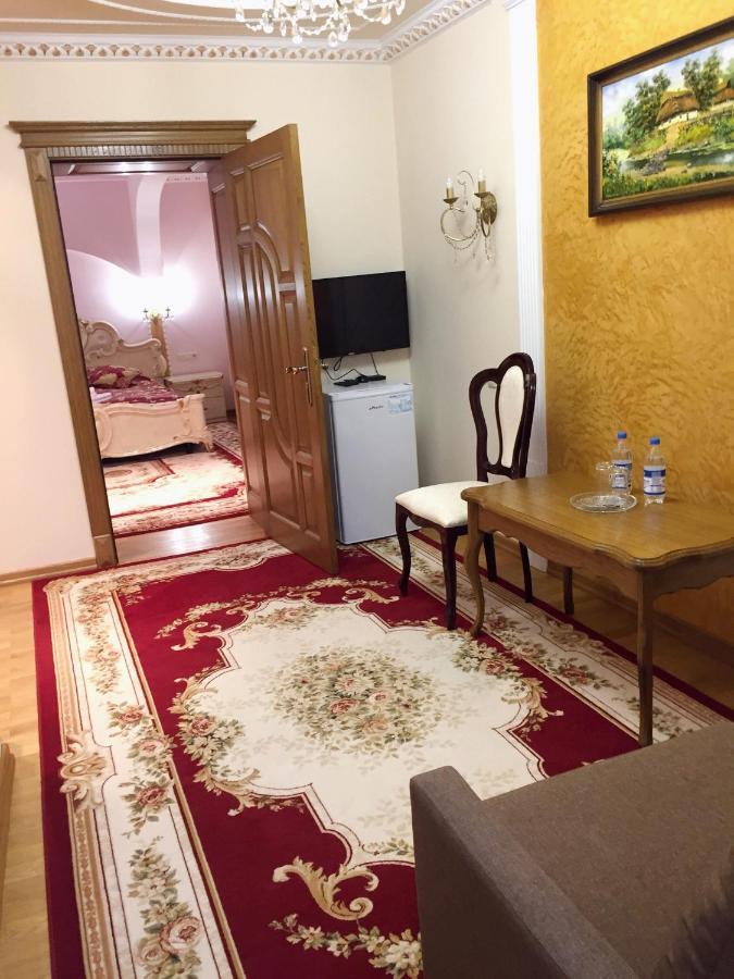 Петрос Family Hotel Яремче Екстер'єр фото